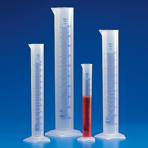 Strengths and Purposes of Graduated Cylinders and Beakers